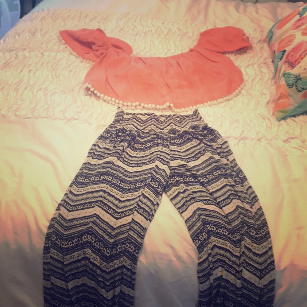 Wide leg pants
